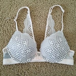 Victoria's secret bombshell bra